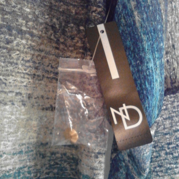 NWT New Directions Knit Tease Blouse/Medium - Picture 4 of 8